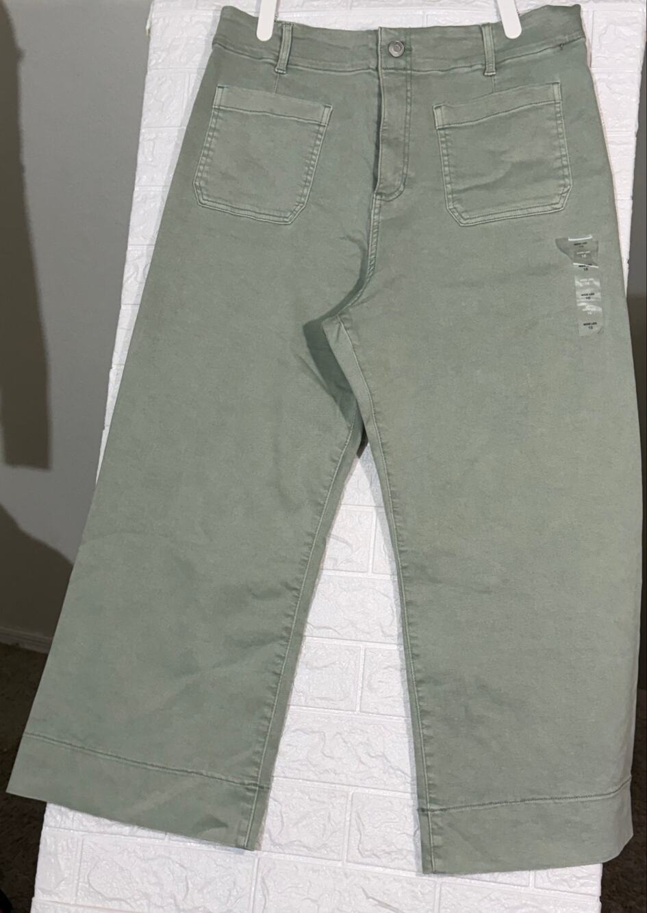 LC Lauren Conrad Women’s Size 16 Sage Green Super High Rise Wide Leg Pants NWT